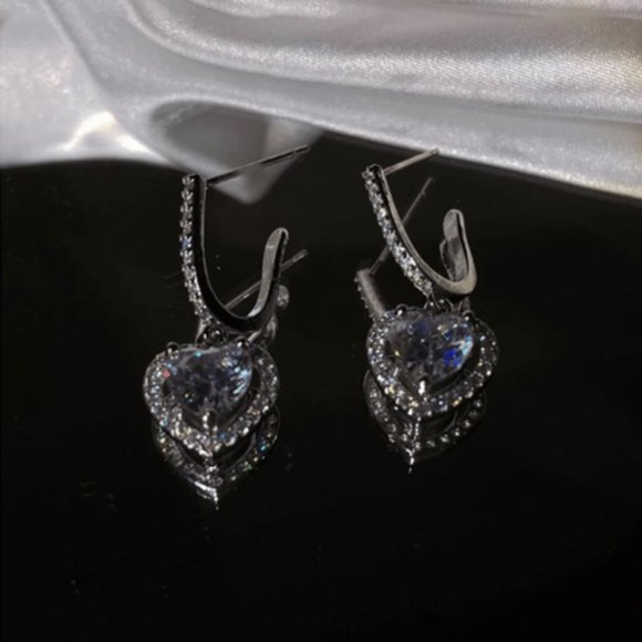 2pcs Sliver Shiny Rhinestone Heart Drop Earrings For Women Wedding Party Gift - Picture 3 of 5